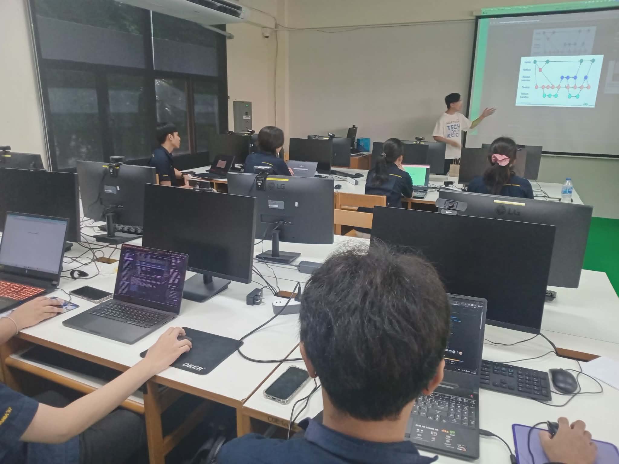 623211772 2074083560056498 7586143832983563614 n